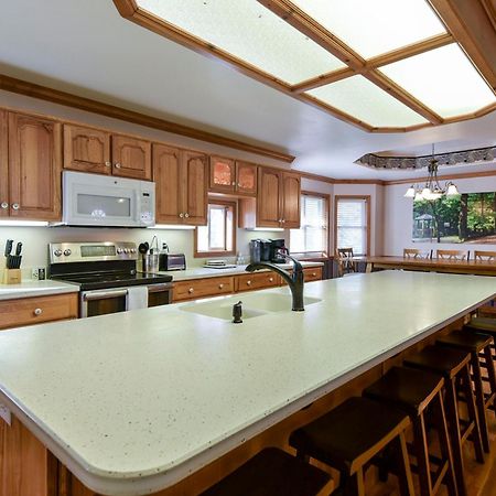 5 Bedroom Vacation Home Next To Silver Dollar City Бренсон Екстер'єр фото