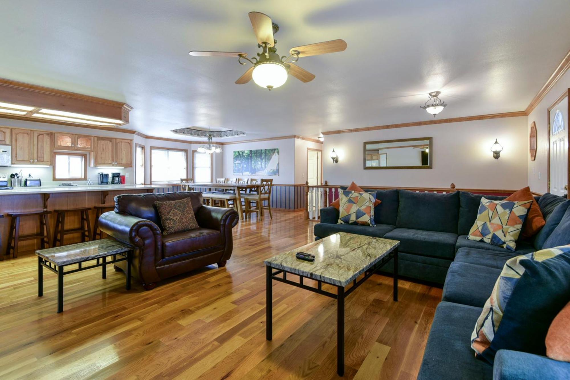 5 Bedroom Vacation Home Next To Silver Dollar City Бренсон Екстер'єр фото